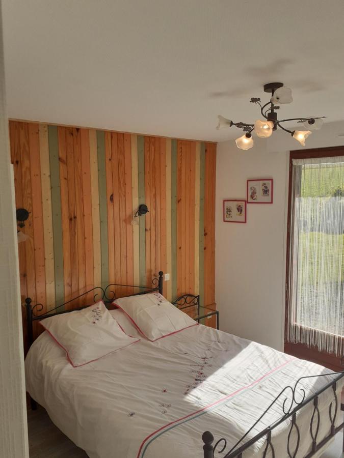 Chez Christine Bed & Breakfast Noyal-Pontivy Exterior foto